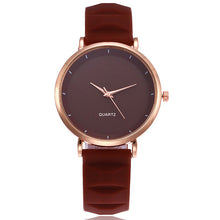 Load image into Gallery viewer, Women Quartz Watch Soft Silicone Strap Simple Round Dial Watch Birthday Gifts hh88