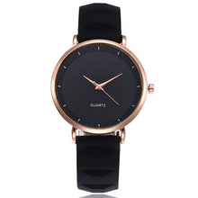 Load image into Gallery viewer, Women Quartz Watch Soft Silicone Strap Simple Round Dial Watch Birthday Gifts hh88