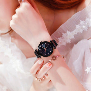 Romantic Starry Sky Ladies Quartz Watch Galaxy Dial Star Space Pattern Analog Women Wrist Watches Metal Strap Magnet Clasp gift