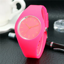 Load image into Gallery viewer, 1 Pcs Women Quartz Watch Candy Color Dial with Silicone Band LXH